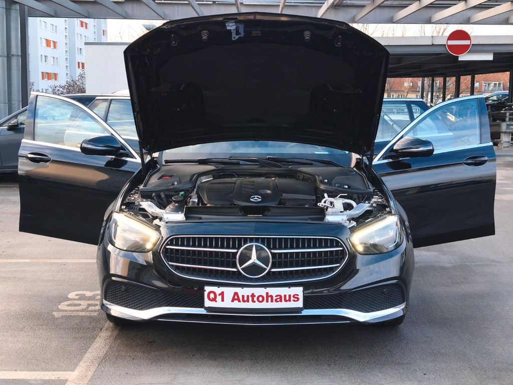 Mercedes-Benz E 300 2022
