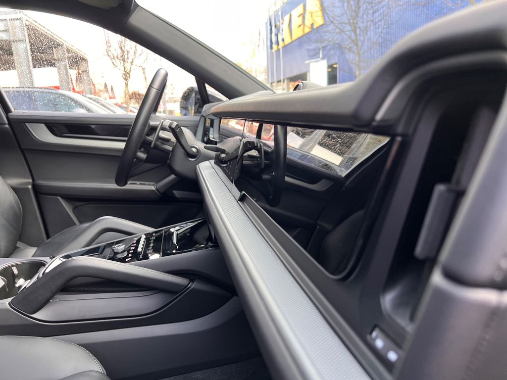 Porsche Cayenne 2023