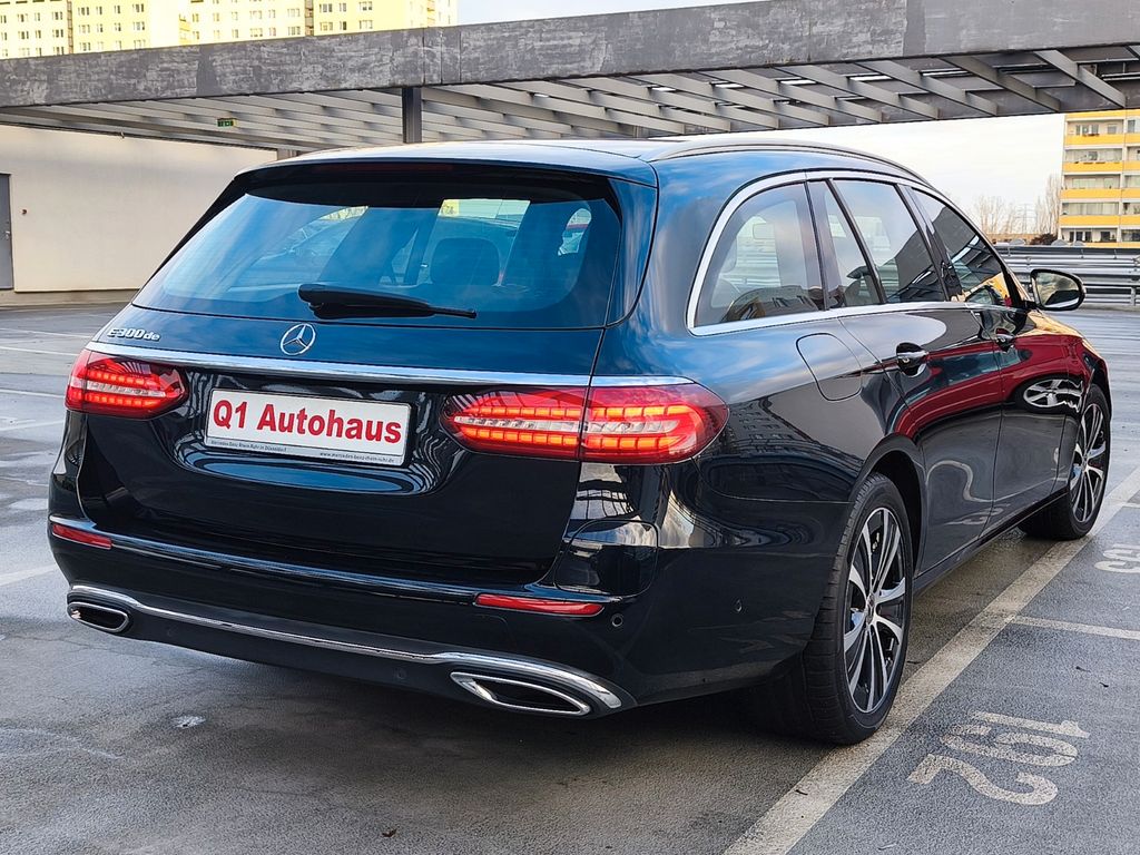 Mercedes-Benz E 300 2022