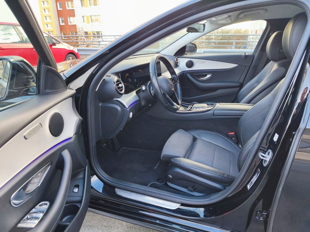 Mercedes-Benz E 300 2022