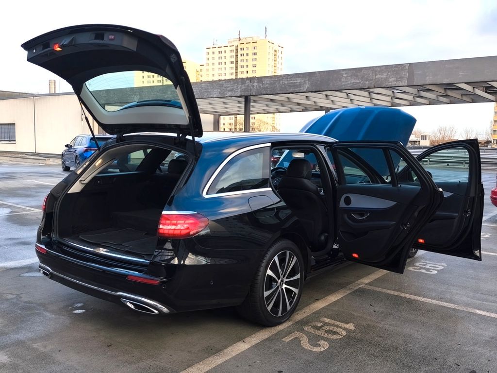 Mercedes-Benz E 300 2022