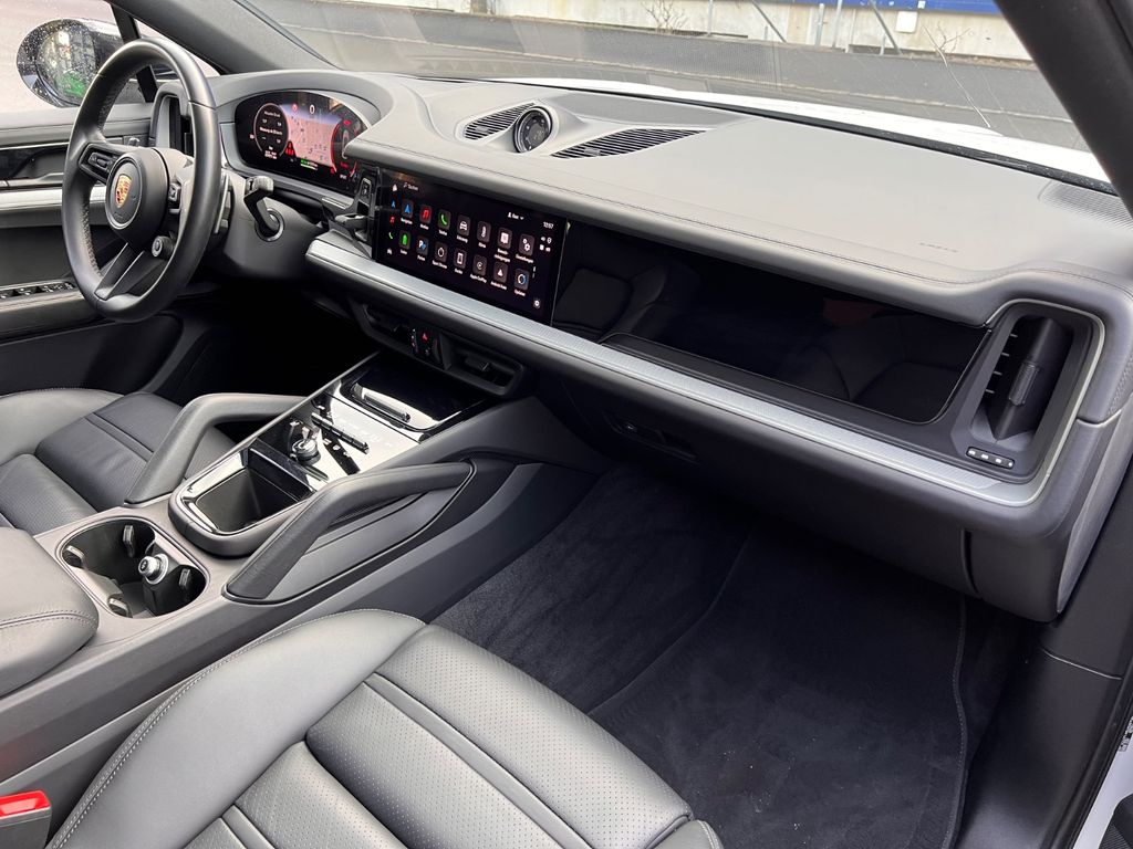 Porsche Cayenne 2023