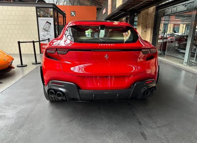 Ferrari Purosangue 2025