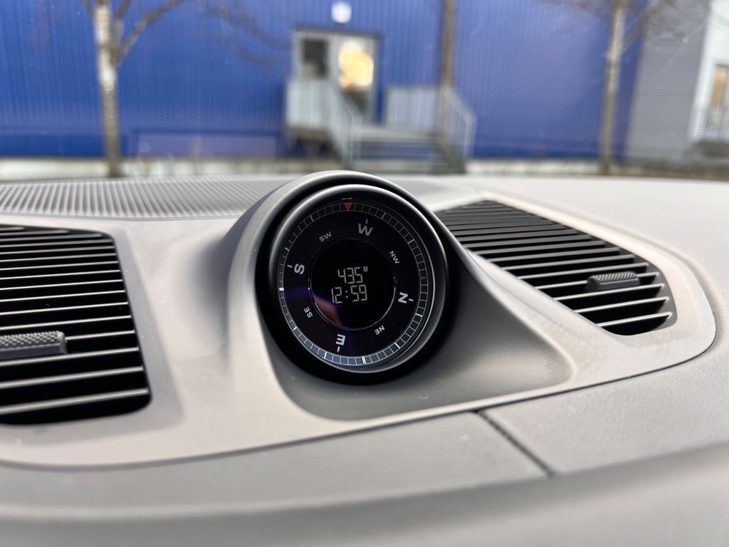 Porsche Cayenne 2023