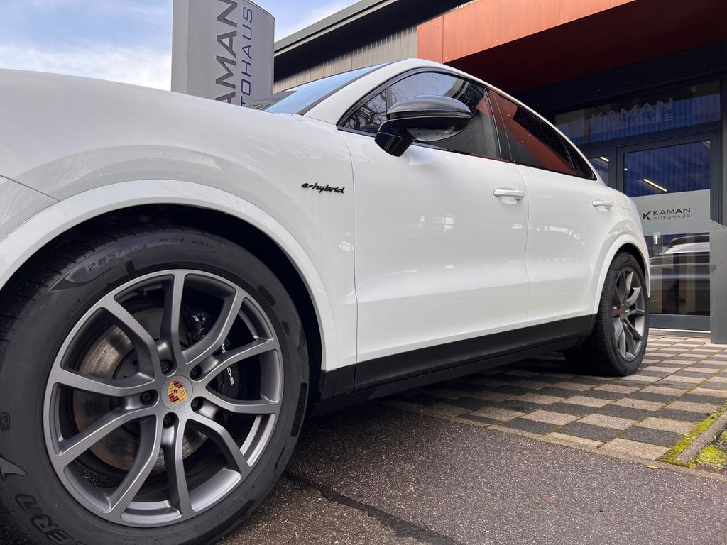 Porsche Cayenne 2023