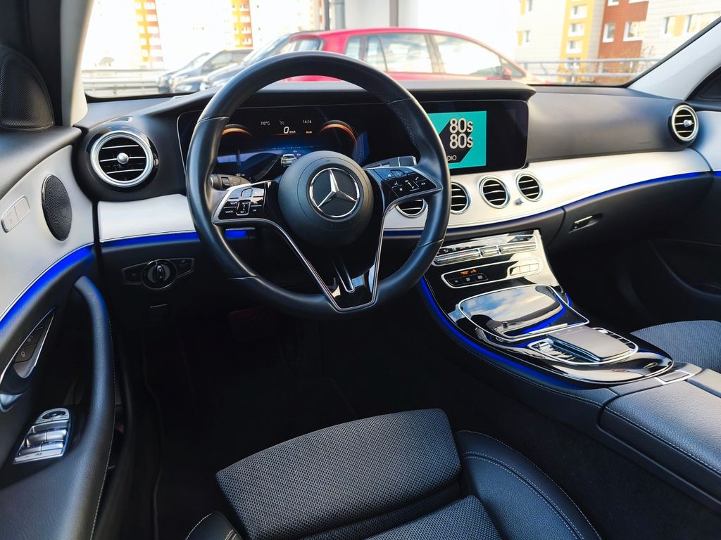 Mercedes-Benz E 300 2022