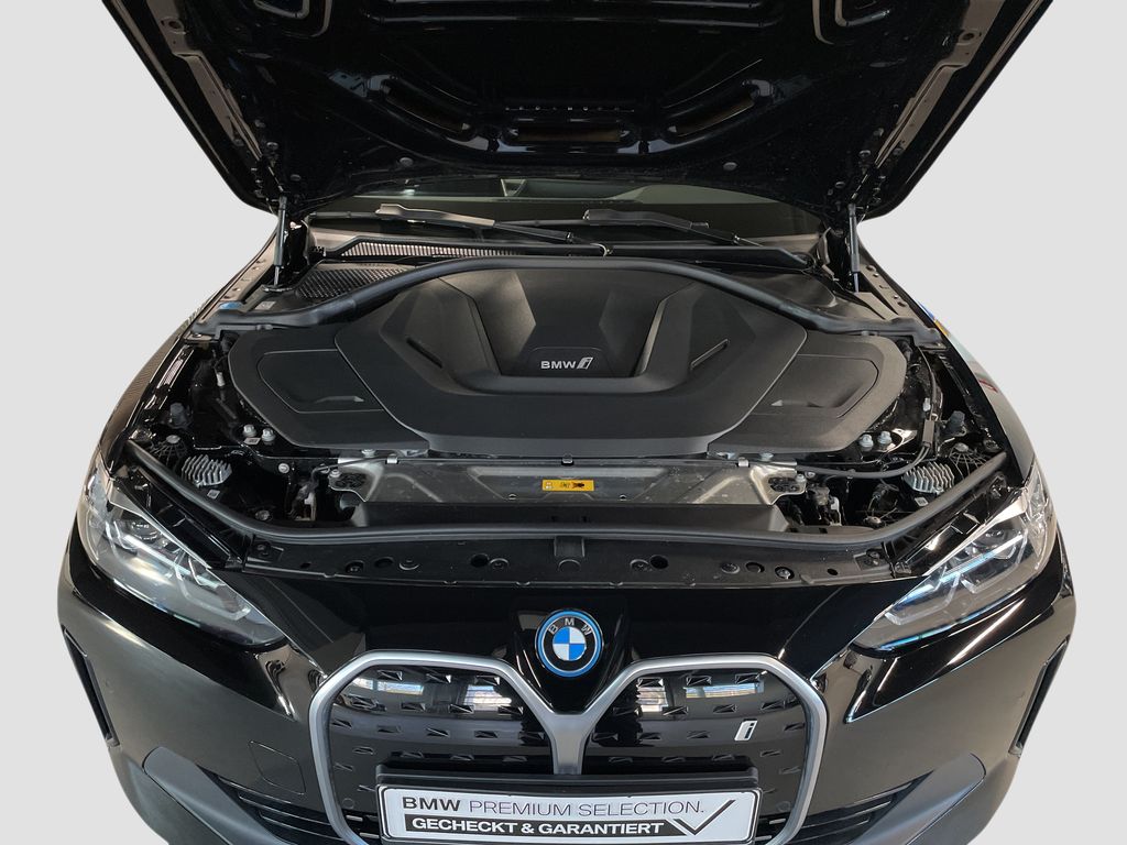 BMW i4 2023