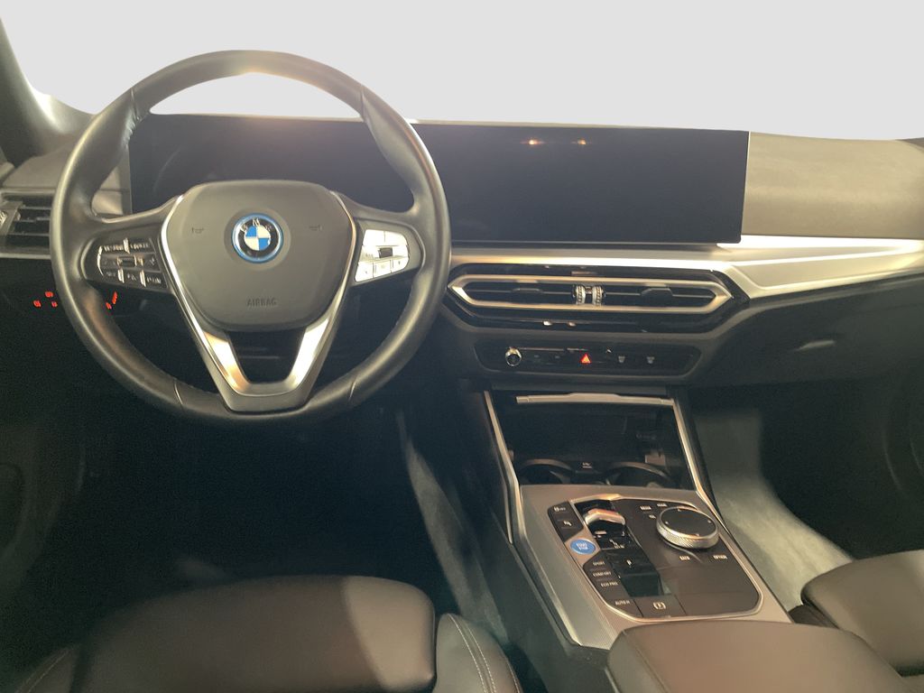BMW i4 2023