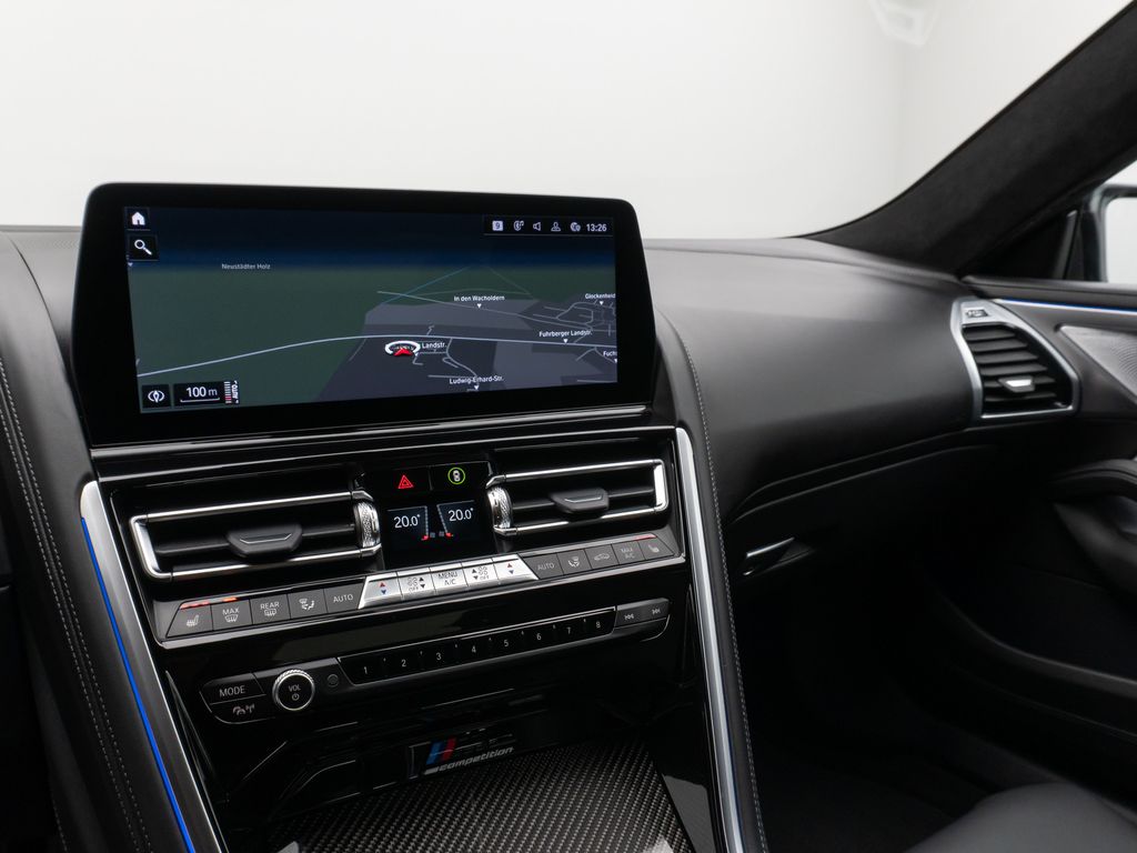 BMW M8 2022