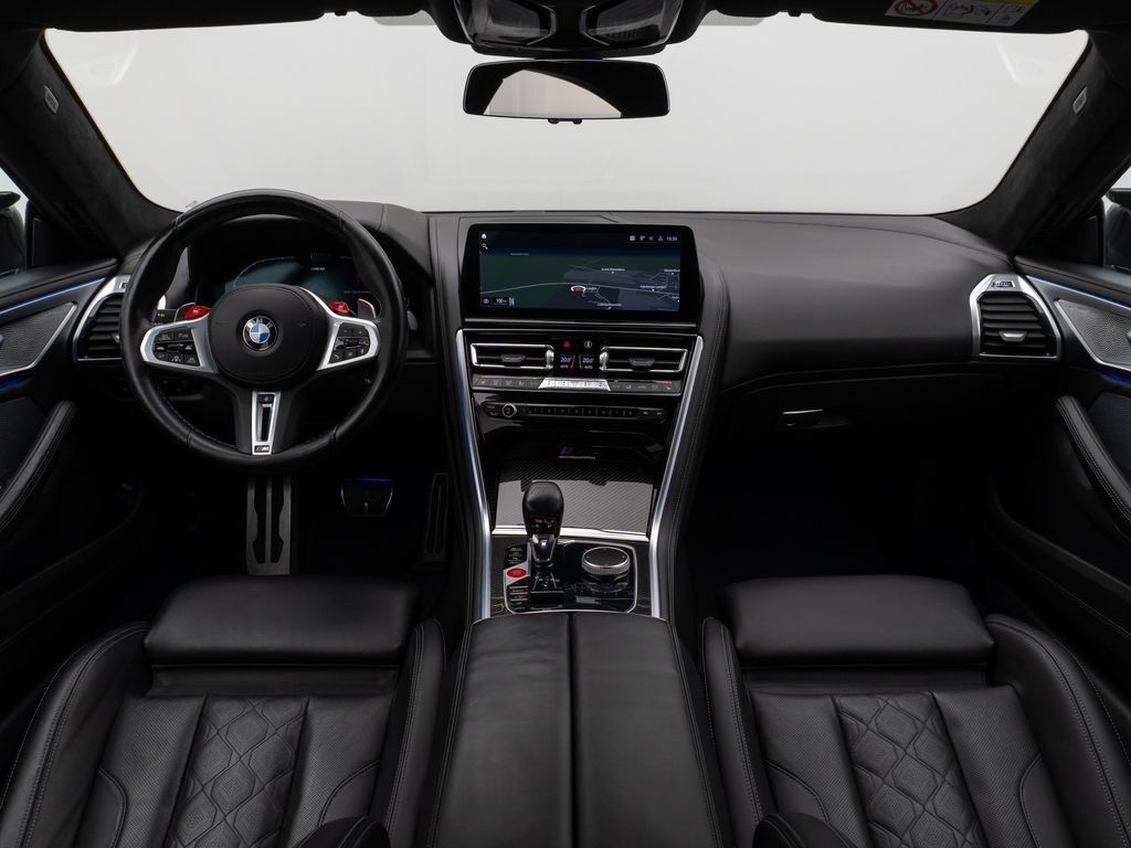 BMW M8 2022