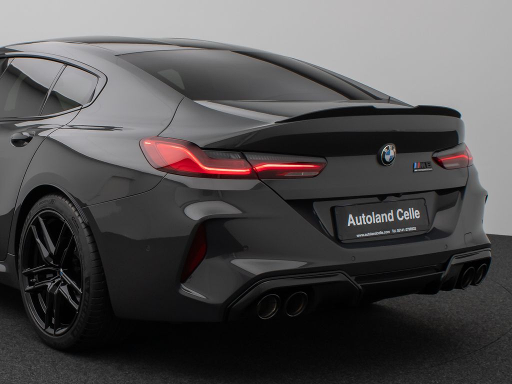 BMW M8 2022