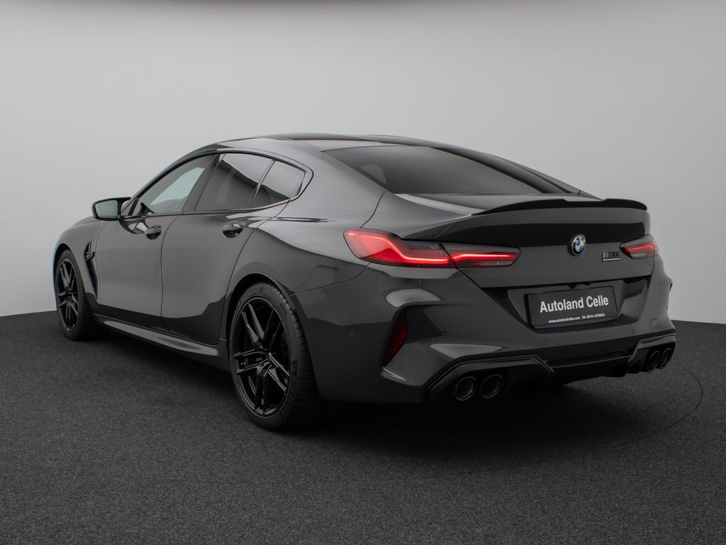 BMW M8 2022