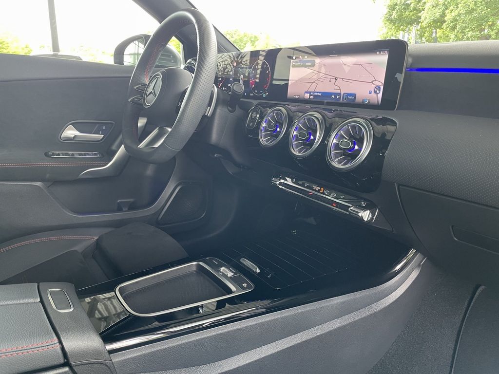 Mercedes-Benz A 250 2024