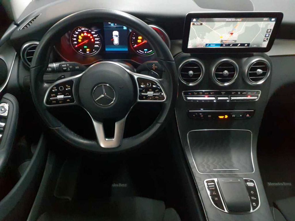 Mercedes-Benz GLC 300 2022