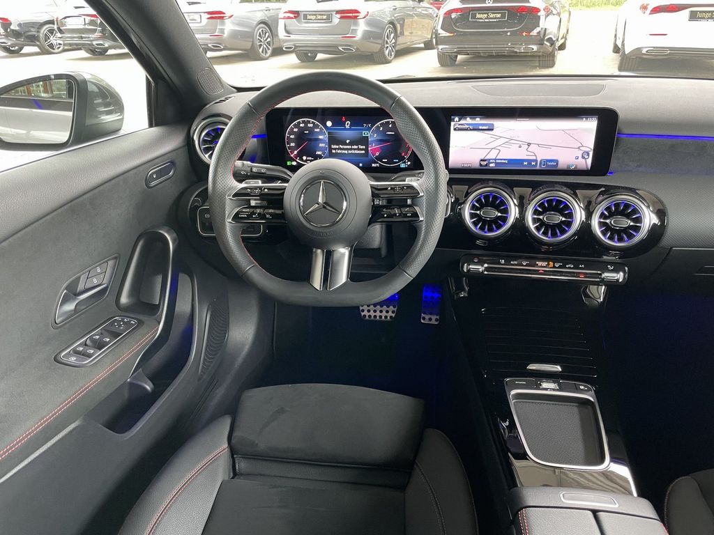 Mercedes-Benz A 250 2024