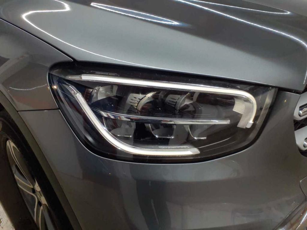 Mercedes-Benz GLC 300 2022