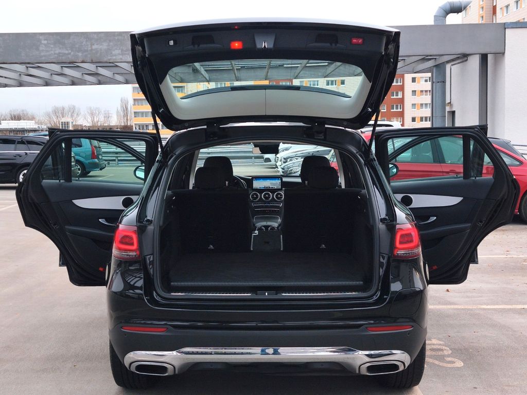 Mercedes-Benz GLC 300 2022