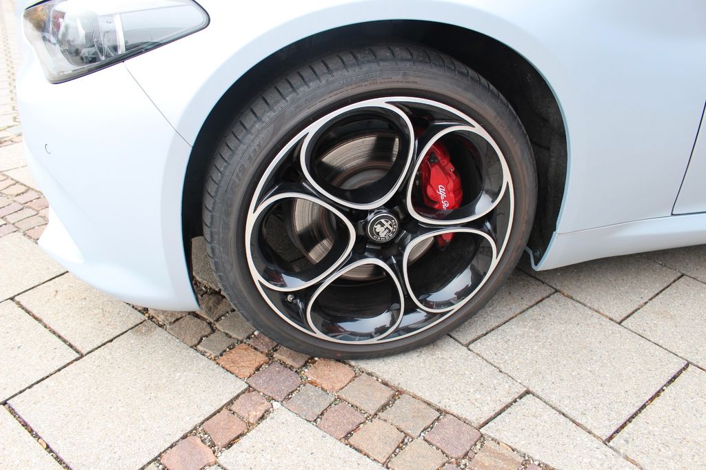 Alfa Romeo Giulia 2023