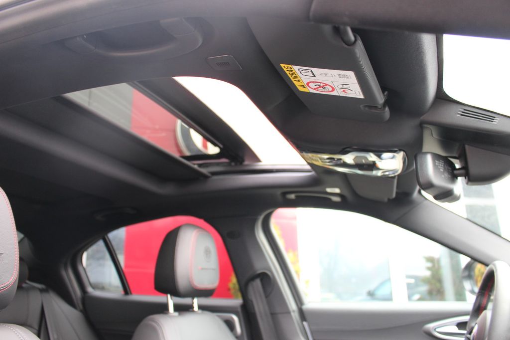 Alfa Romeo Giulia 2023