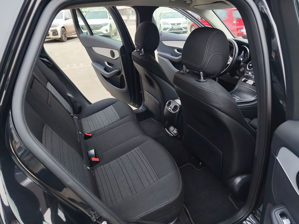 Mercedes-Benz GLC 300 2022