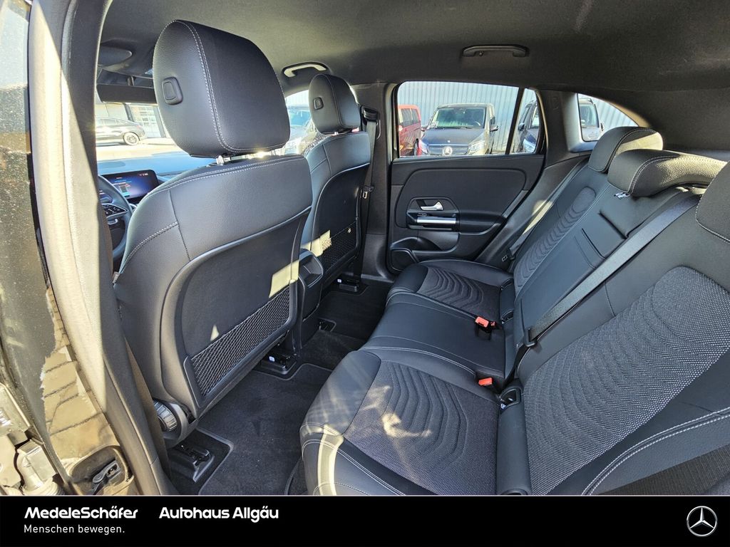 Mercedes-Benz EQA 2024