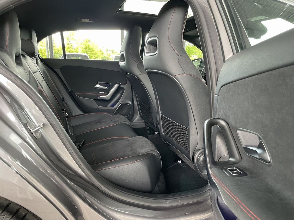 Mercedes-Benz A 250 2024