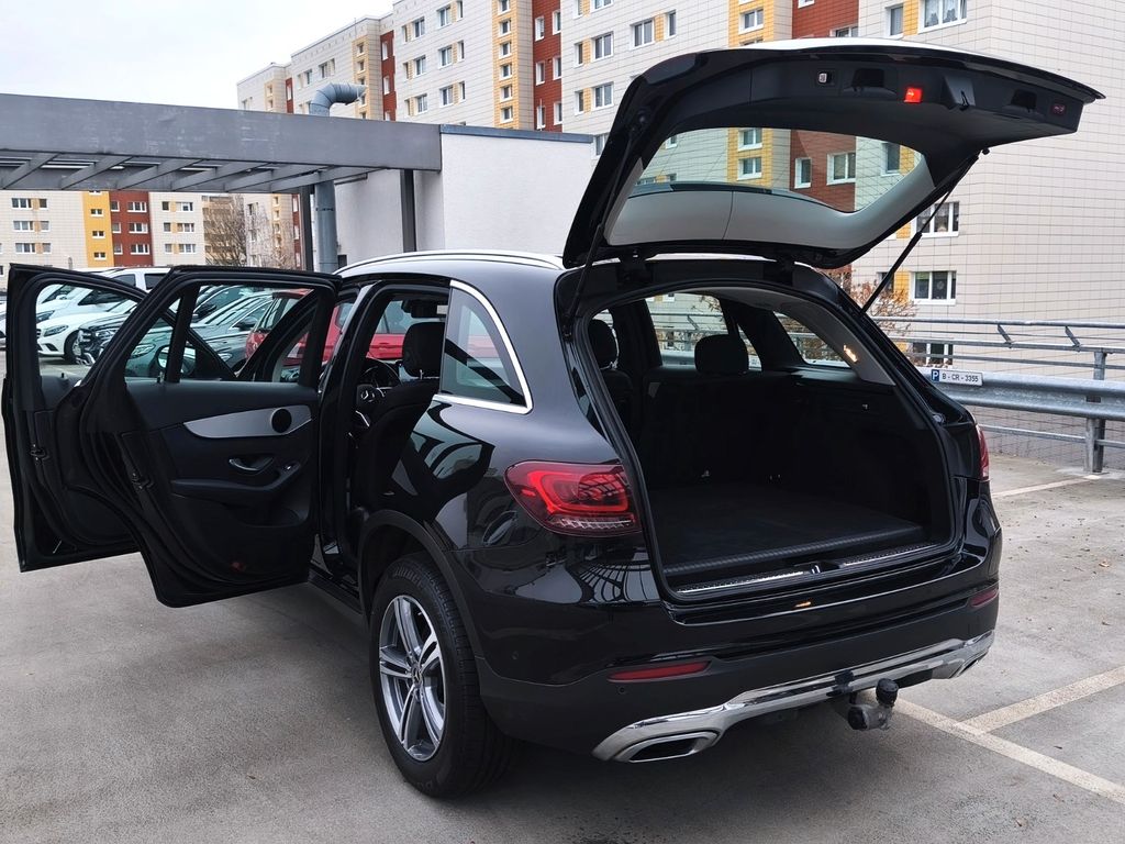 Mercedes-Benz GLC 300 2022