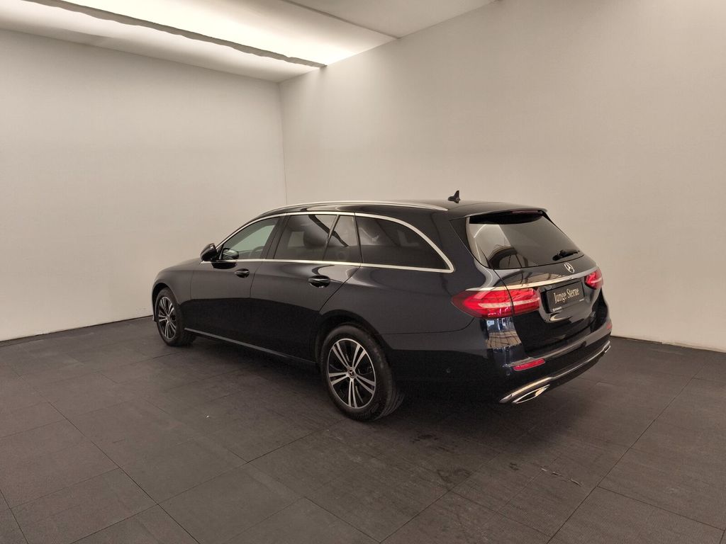 Mercedes-Benz E 220 2022