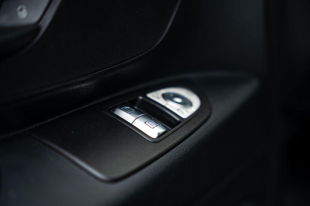 Mercedes-Benz Vito 2023