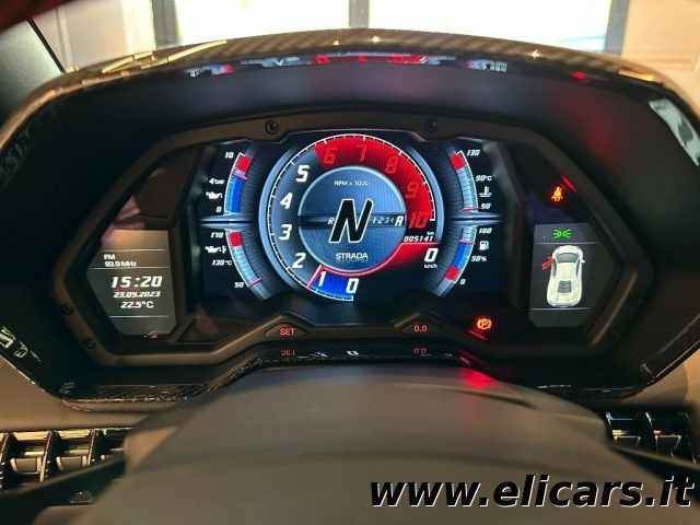 Lamborghini Aventador 2021