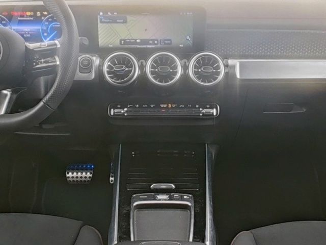 Mercedes-Benz EQB 2025