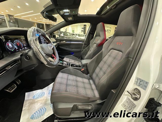 Volkswagen Golf 2024