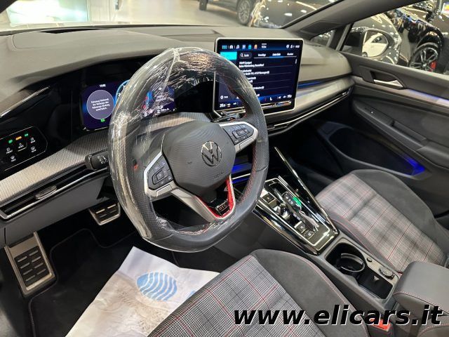 Volkswagen Golf 2024