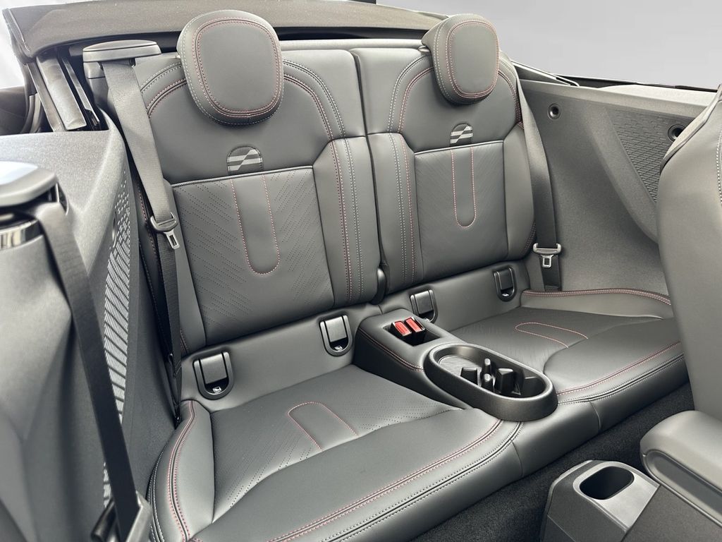 MINI John Cooper Works Cabrio 2025