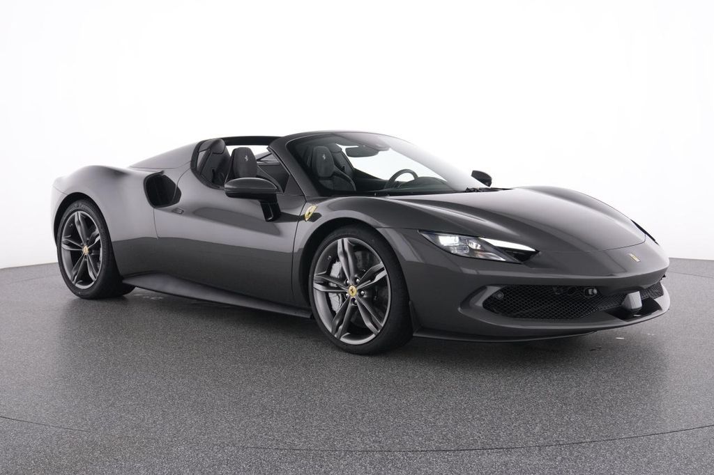 Ferrari 296 GTS 2025