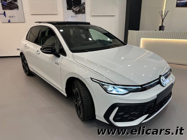 Volkswagen Golf 2024