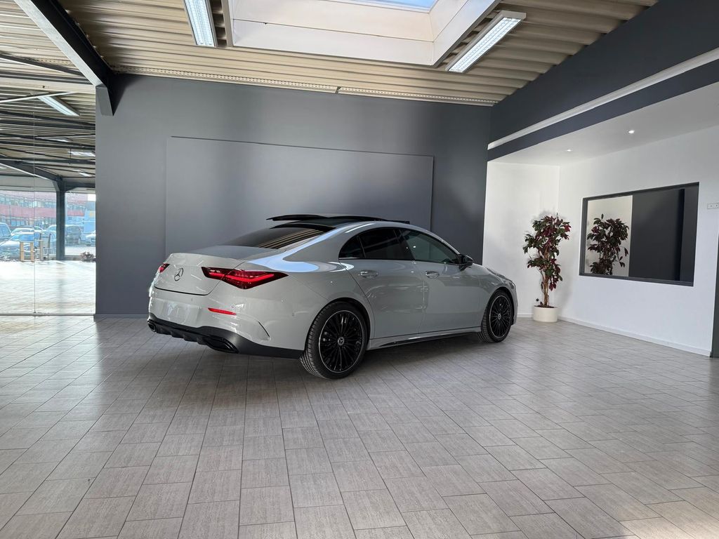 Mercedes-Benz CLA 200 2025