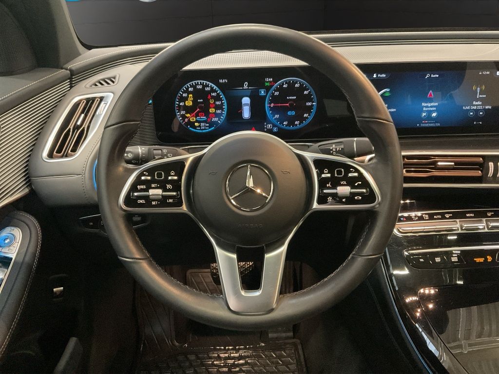 Mercedes-Benz EQC 2022