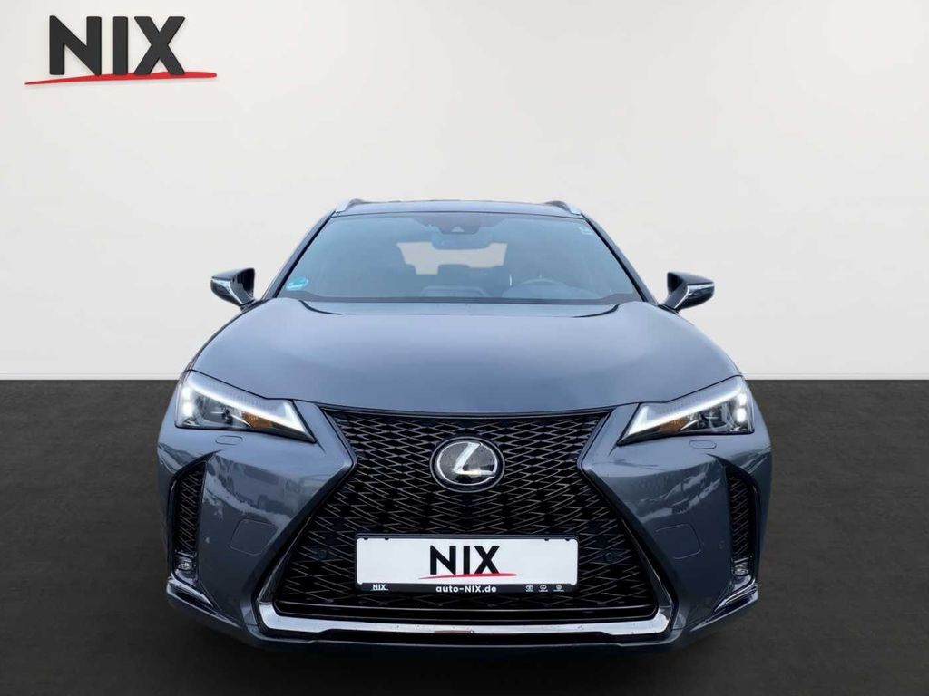 Lexus UX 2023