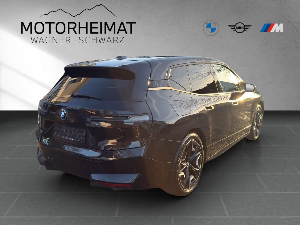 BMW iX 2022