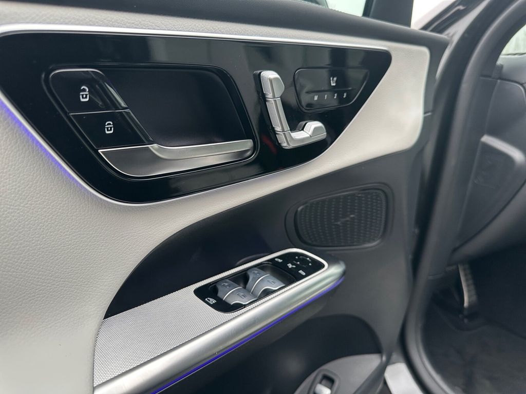 Mercedes-Benz GLC 300 2026