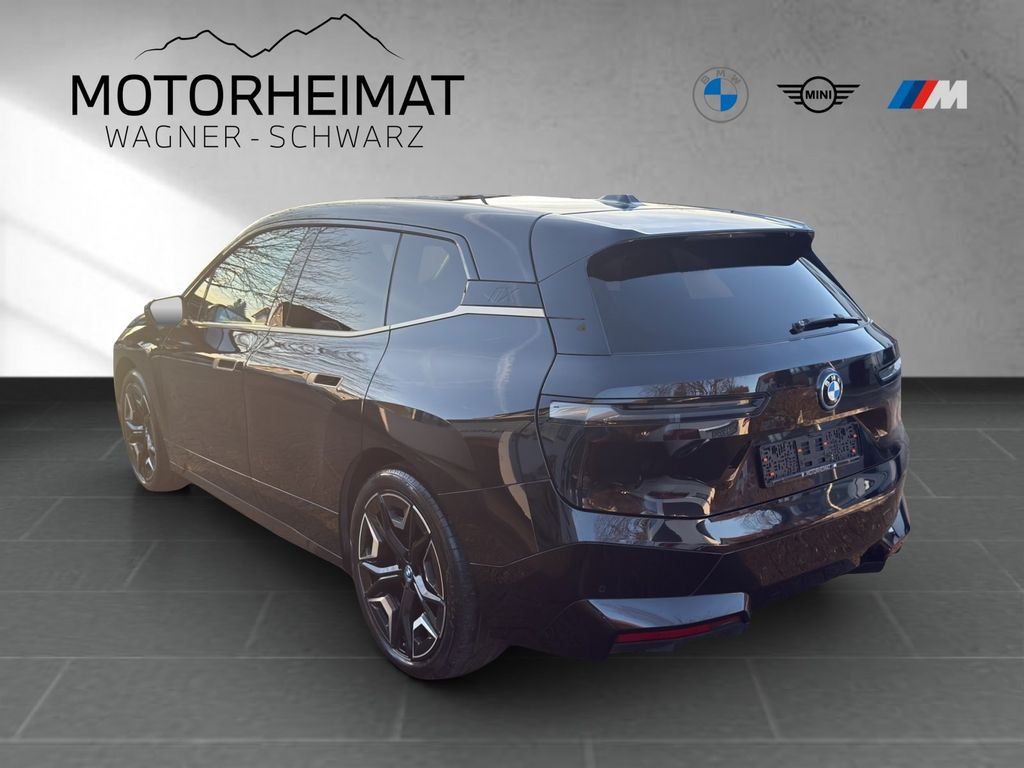 BMW iX 2022