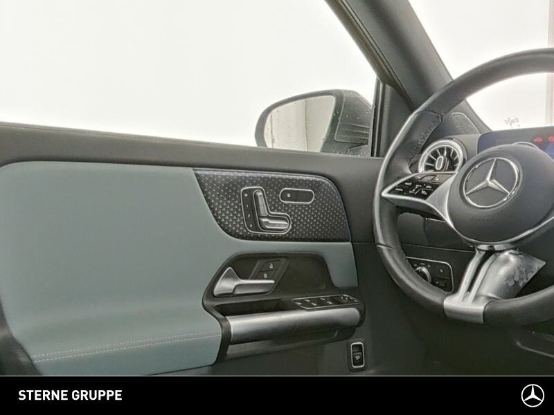 Mercedes-Benz EQA 2024