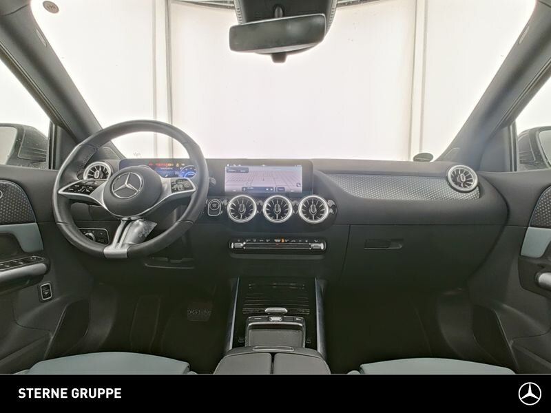 Mercedes-Benz EQA 2024