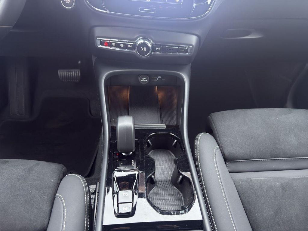 Volvo XC40 2023