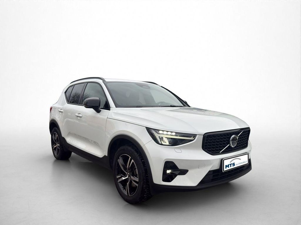 Volvo XC40 2023