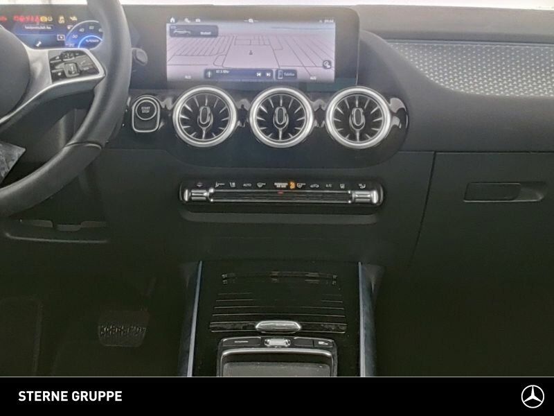 Mercedes-Benz EQA 2024