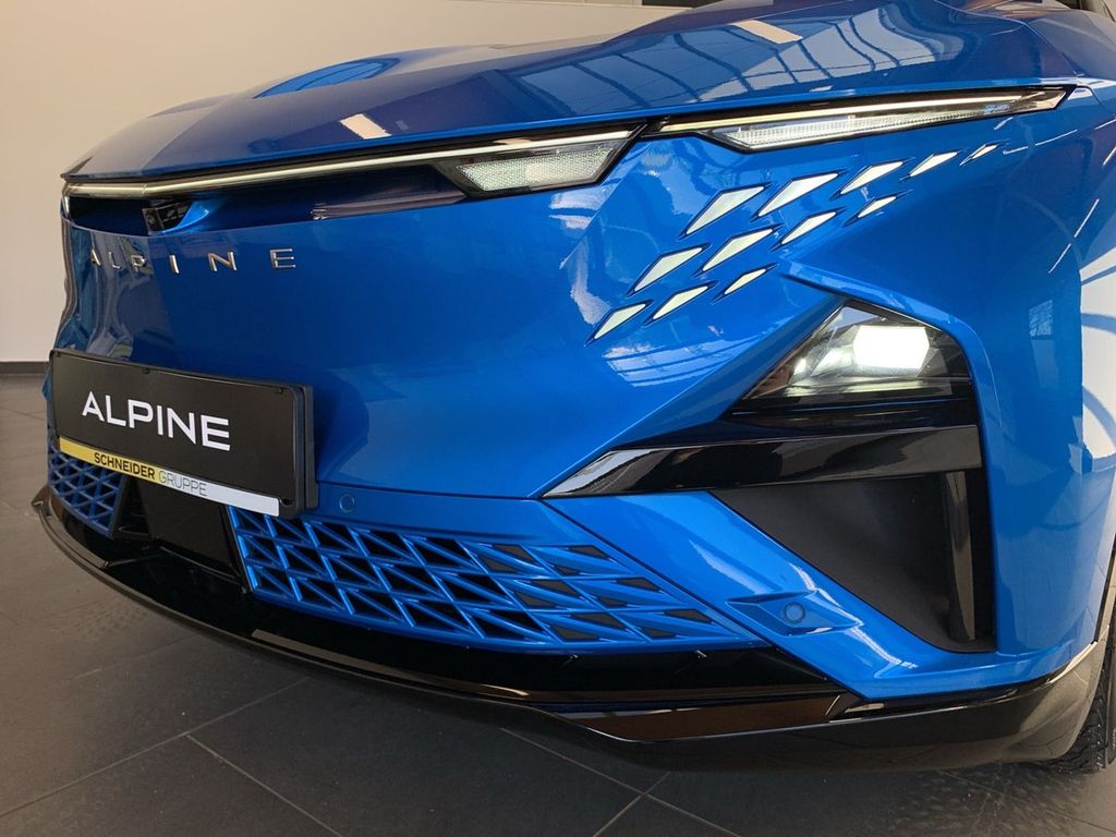 Alpine A390