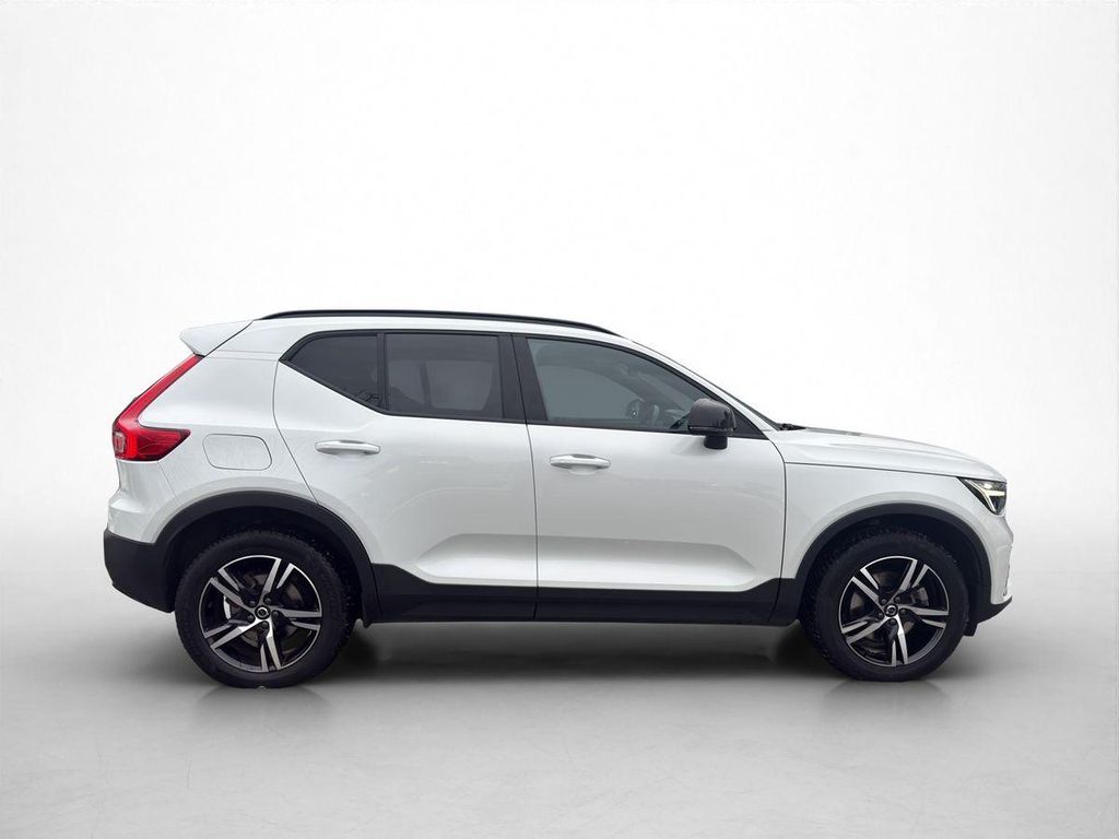 Volvo XC40 2023
