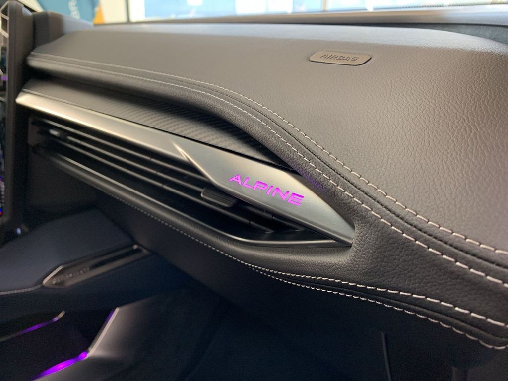 Alpine A390